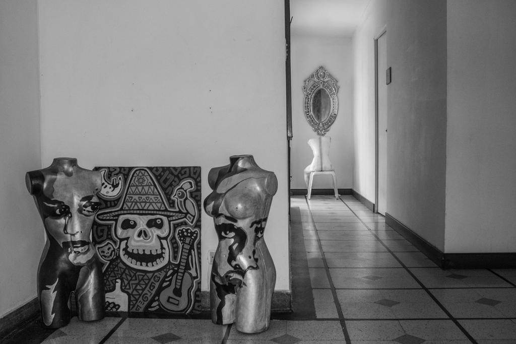 Buddha Hostel Medellin Ngoại thất bức ảnh